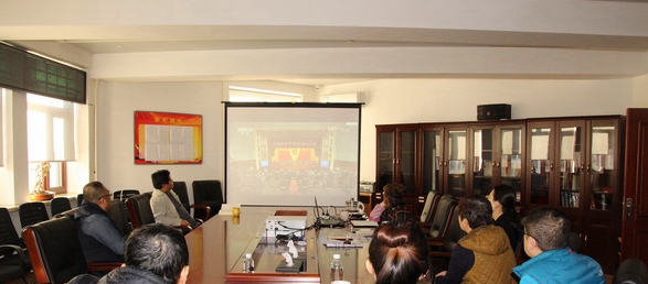 1545269015161693.jpg 20181218365bet娱乐官网_线上365bet体育_bt365网上娱乐市委机关组织观看纪念改革开放40周年--大会会场.JPG