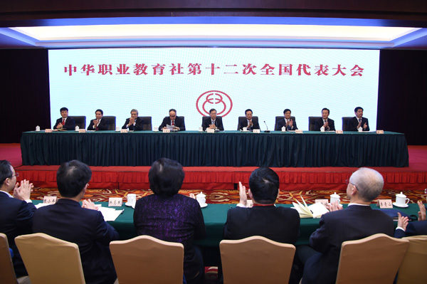 1551143473585041.jpg 221056586rmt.jpg