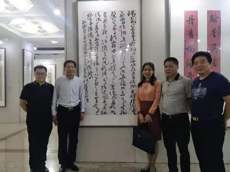 1568682409228518.jpg 2.jpg